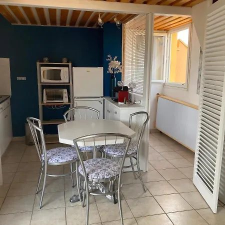 Joli Appartement Mezzanine Avec Parking La Roquille Agde Exterior photo